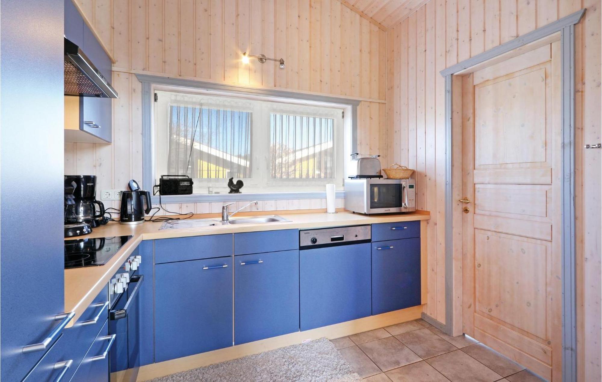2 Bedroom Nice Home In Rechlin Eksteriør bilde